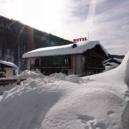 Sciatori 3* Sestriere